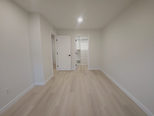 Building Photo - 6263 Caminito Marcial