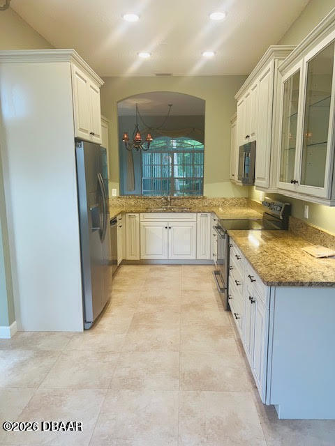 Building Photo - 4 Lonetree Look