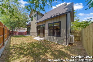 Building Photo - 315 Tilden St