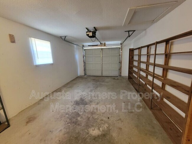 Building Photo - 4460 Whisperwood Dr
