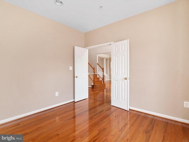 Building Photo - 1213 Heartland Ct