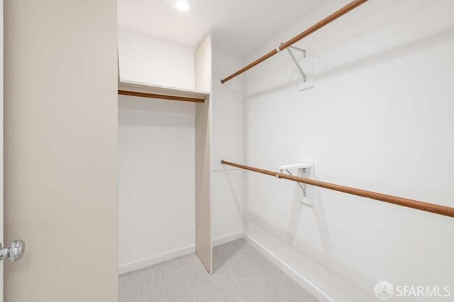 Building Photo - 101 Lombard St