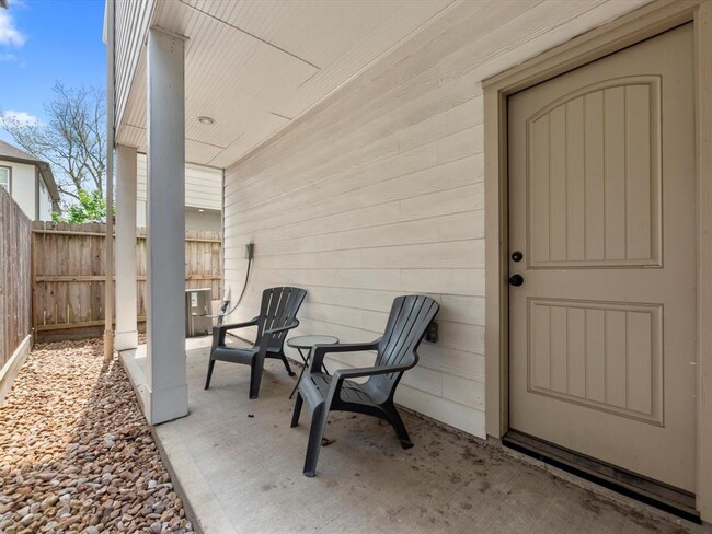 Building Photo - 5319 Kiam St