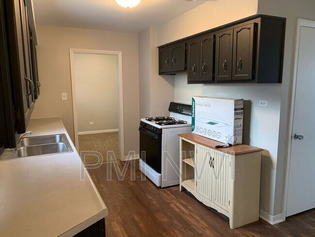 Building Photo - 6110 Marshall Ave