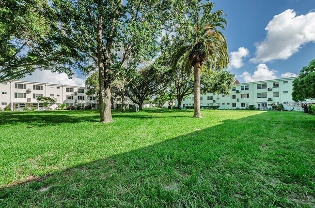 Building Photo - 2359 Finlandia Ln