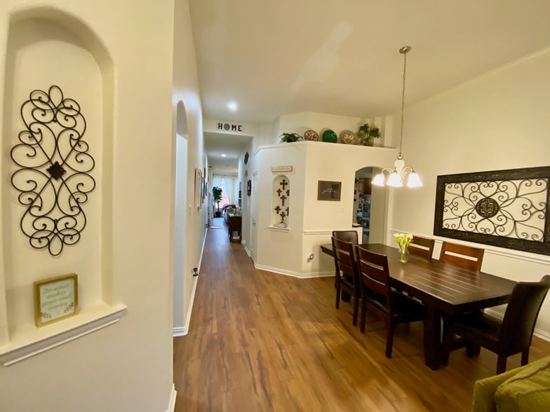 Building Photo - 4405 Vista Glen Ct