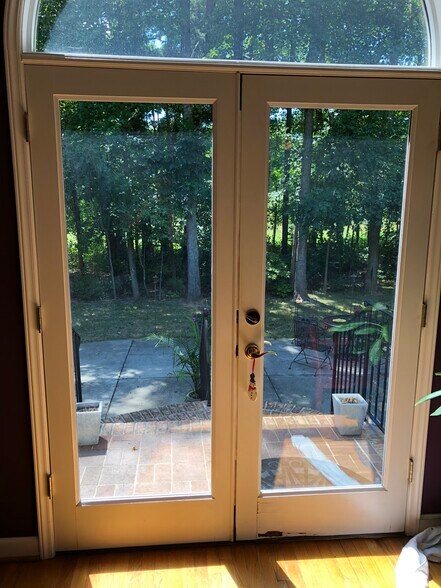 Building Photo - 3701 Cotswold Ter