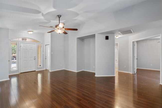 Building Photo - 2304 Jesse Owens Dr