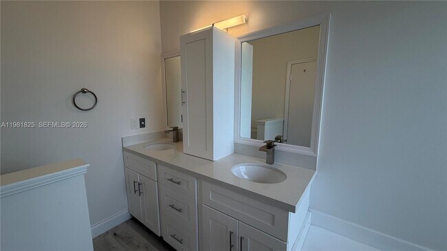 Building Photo - 9389 Boca River Cir