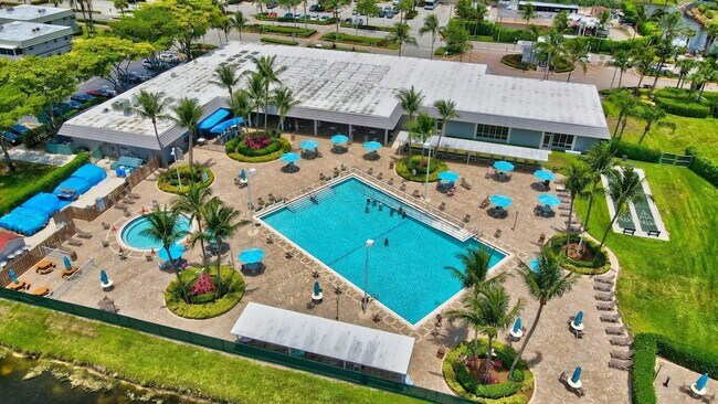 Building Photo - 988 Normandy Trail