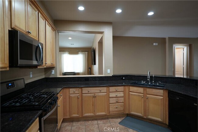 Building Photo - 16510 Denham Ln