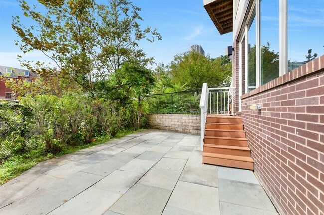 Building Photo - 22 Vela Way