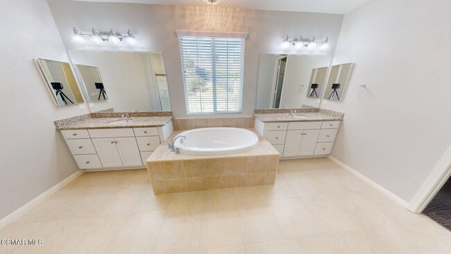 Building Photo - 2816 Bella Ct