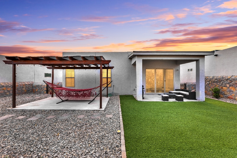 Building Photo - 216 Staffs Way