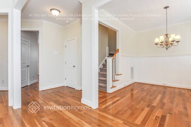 Building Photo - 124 Amberglen Ln