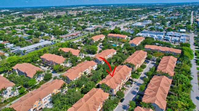 Building Photo - 5585 NE Trieste Way