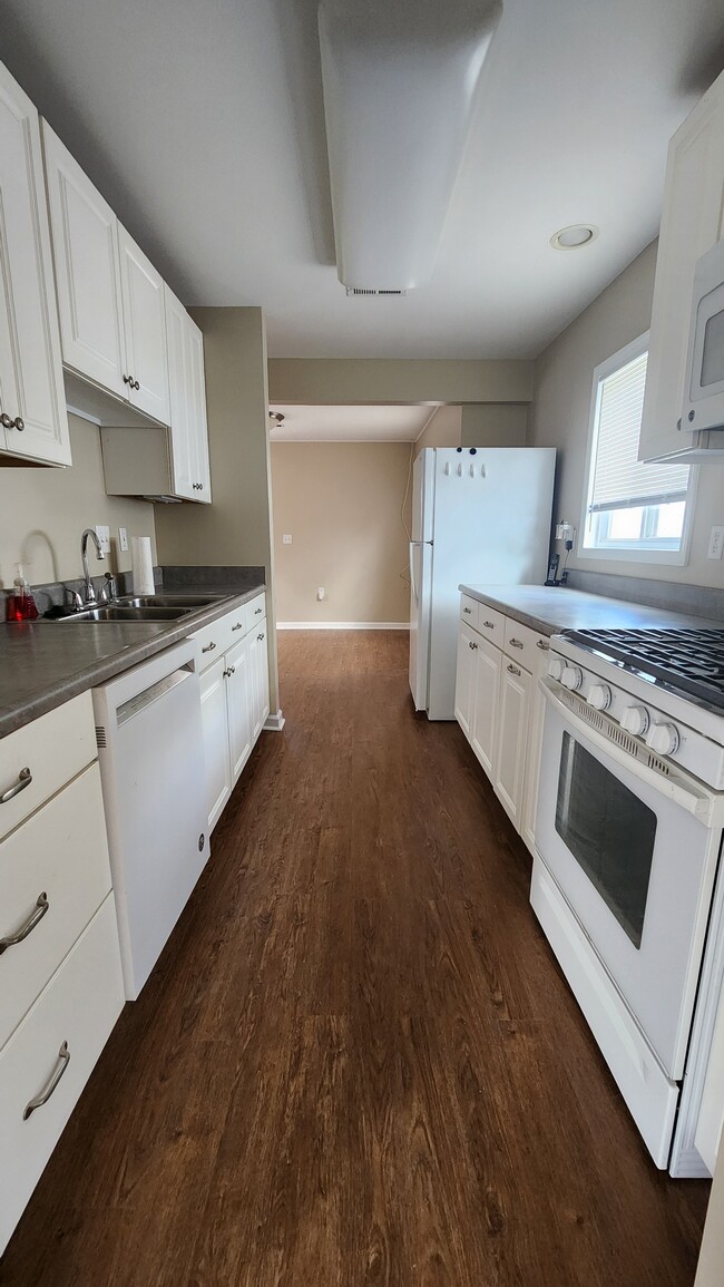 Building Photo - 4482 St Margaret Ln