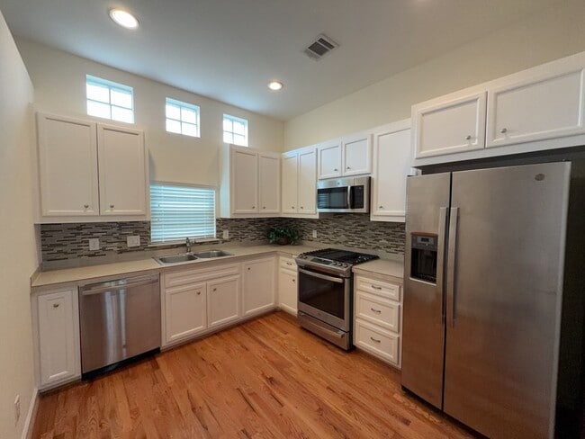Building Photo - 8705 Bryam St