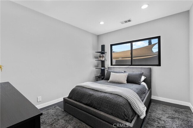 Building Photo - 1702 Landis St