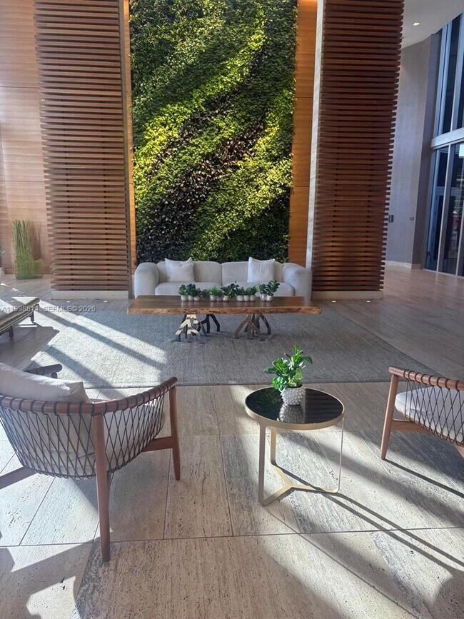 Building Photo - 16385 Biscayne Blvd