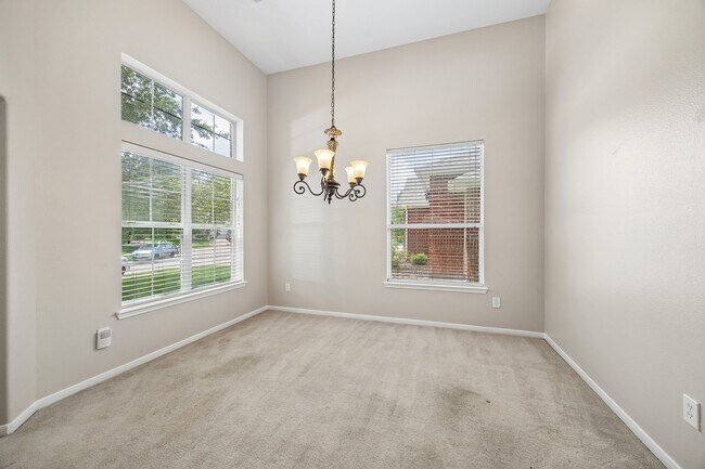 Building Photo - 6218 Lovage Ave
