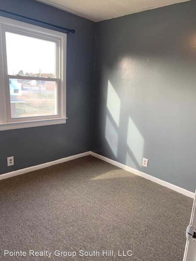 Building Photo - 3 br, 1.5 bath House - 13147 Lee Avenue