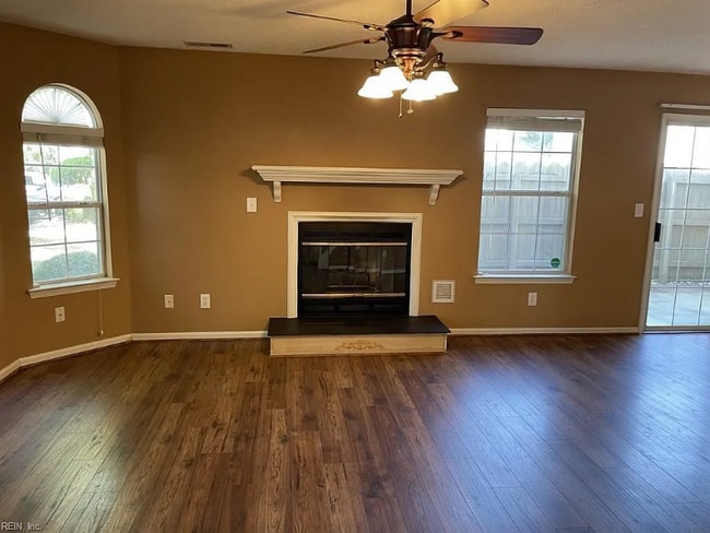 Building Photo - 1657 Pattington Cir