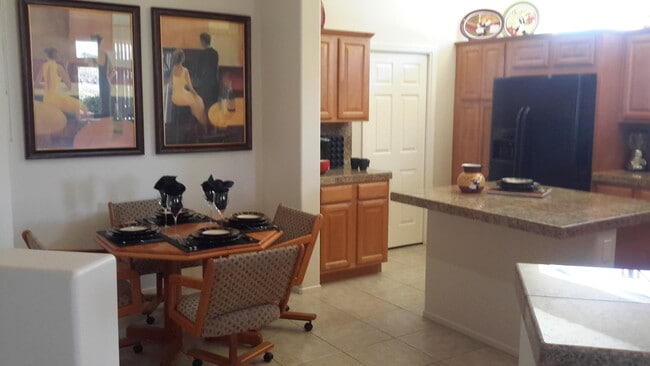 Building Photo - 35299 Meridia Ave