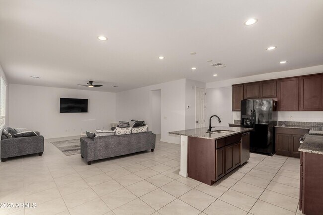 Building Photo - 17995 W Hilton Ave