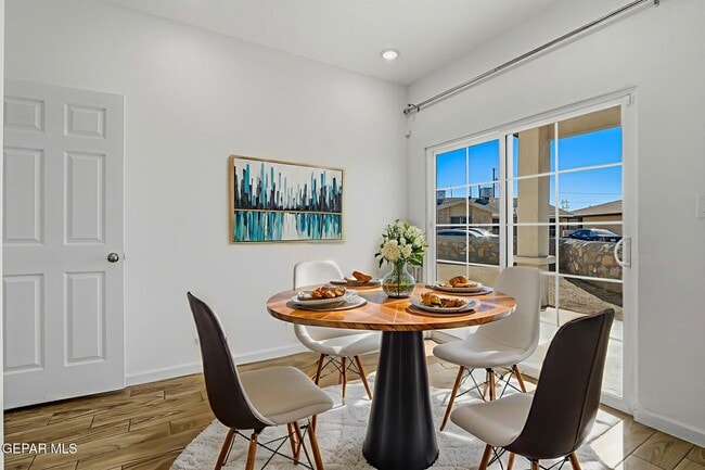 Building Photo - 9024 Tammy Ct