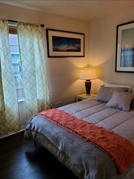 Building Photo - 7833 Wileyvale Rd