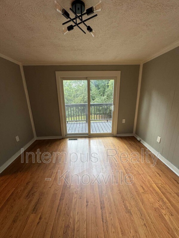 Building Photo - 1013 Beaman Lake Rd