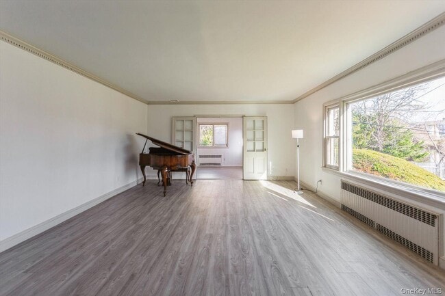 Building Photo - 1 Sutton Pl