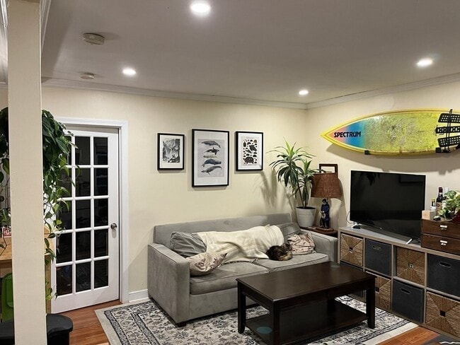 Primary Photo - 107 Chandler St