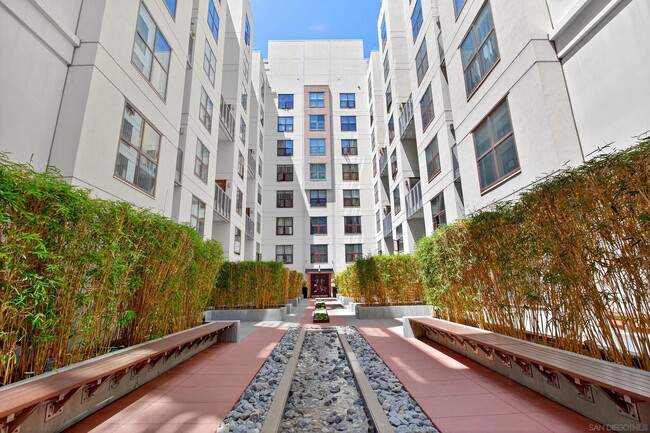 Building Photo - 1150 J St