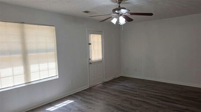 Building Photo - 2861 Creek Bottom Ct