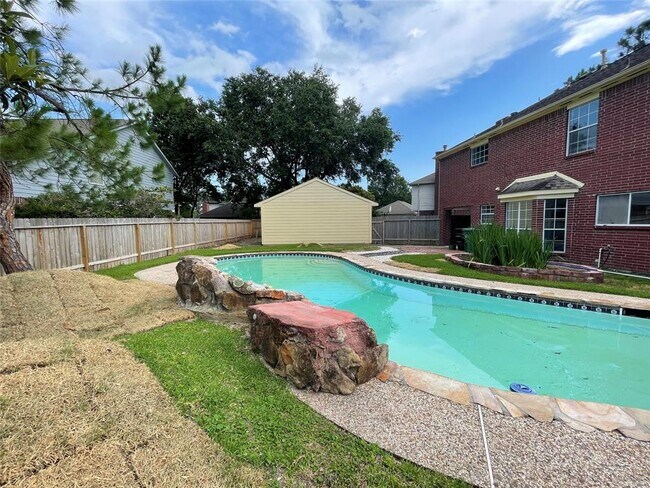 Building Photo - 14803 Silver Knight Ct
