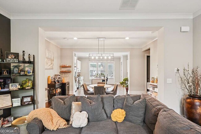 Building Photo - 144 1st Ave NW