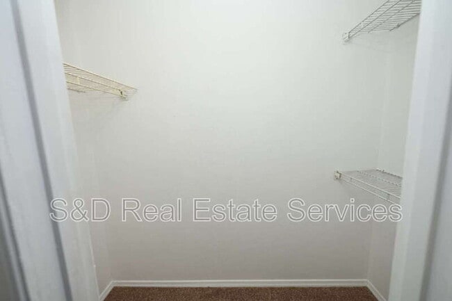 Building Photo - 2249 9th St SE