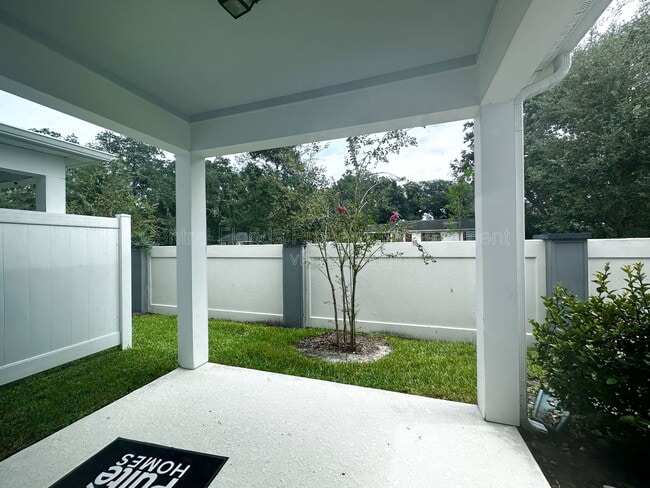 Building Photo - 2949 Clever Ln