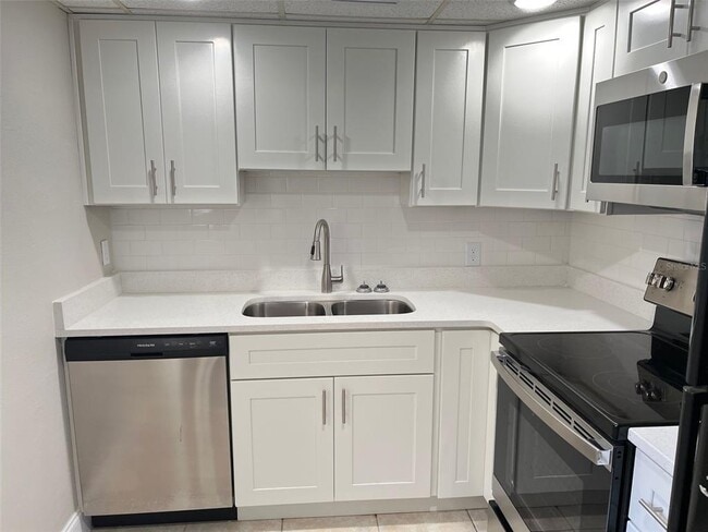 Building Photo - 2671 Oak Park Way