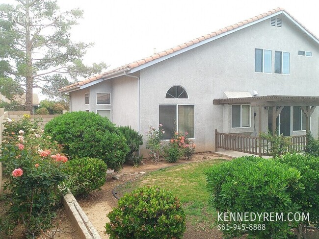 Building Photo - 4310 Portola Dr