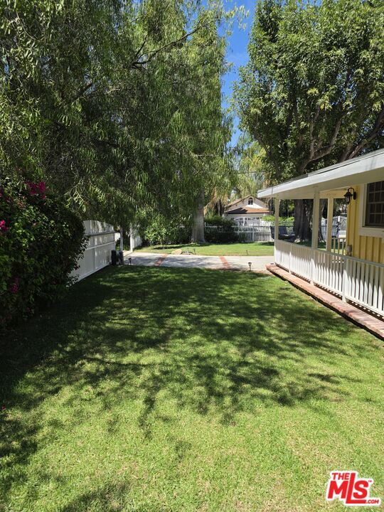 Building Photo - 22814 Dolorosa St