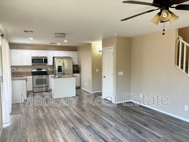 Building Photo - 7265 W Glenn Dr