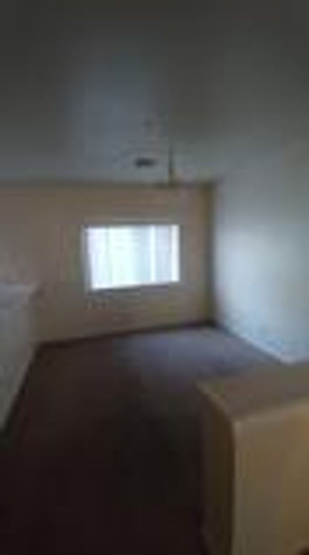 Building Photo - 55+ Community- 2 bedroom 2.5 bath townhome
