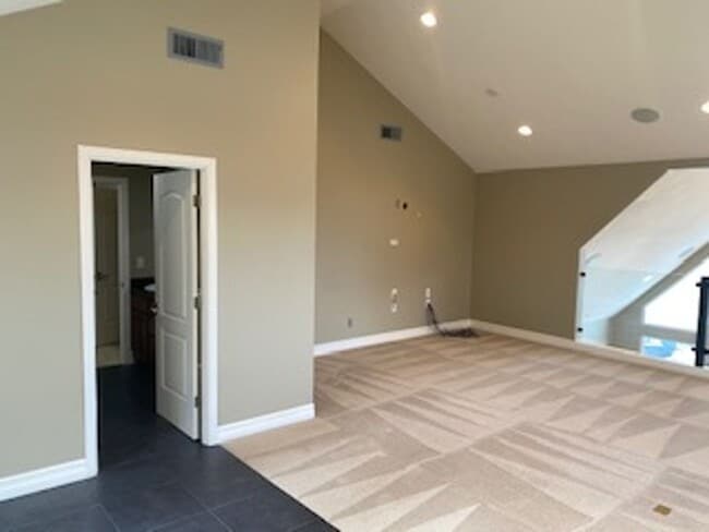 Building Photo - 4145 Dry Creek Rd