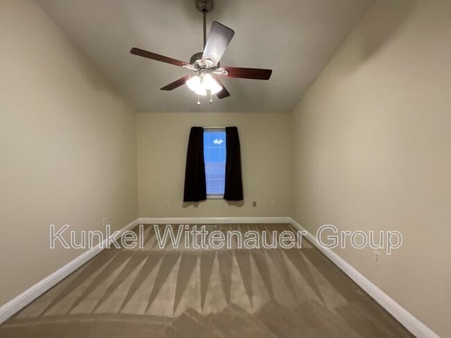 Building Photo - 3336 Berwin Green Dr