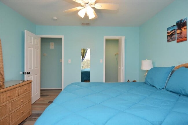 Building Photo - 1400 Gandy Blvd N