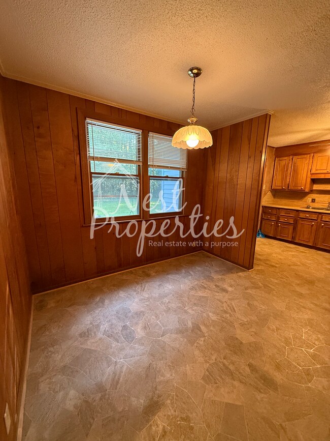 Building Photo - 1826 Horseshoe Dr