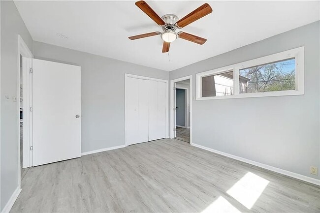 Building Photo - Don’t Miss This Updated 3-Bedroom Home